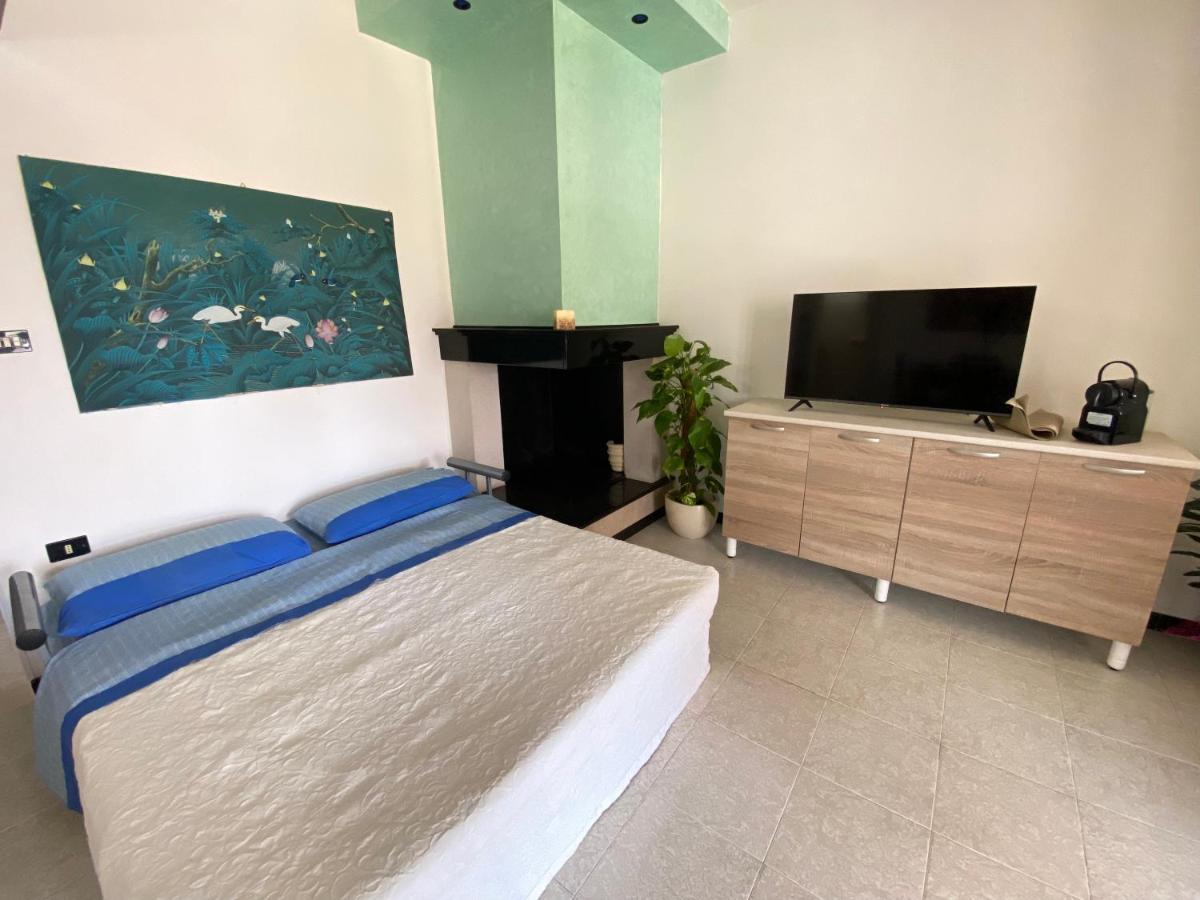 Villetta - 7' A Piedi Dal Mare - Wifi - Free Parking San Foca Exterior photo